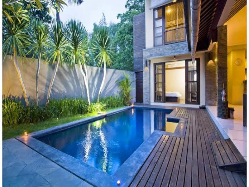 Villa Ininda And Ligaya Seminyak (Bali)