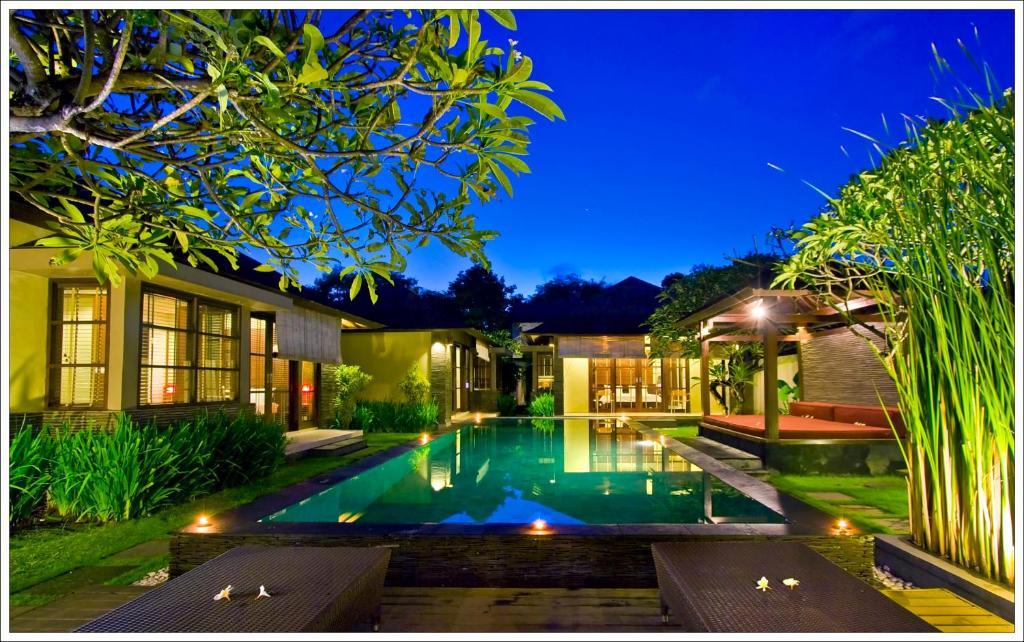 Ininda And Ligaya Villa Seminyak (Bali)